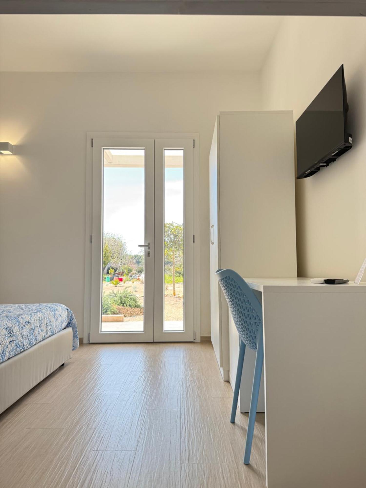 B&B Bianco Mediterraneo Torre Ovo Eksteriør billede